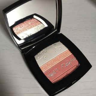 Premières Fleurs - Harmony of Powders - Chanel