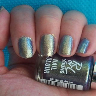 ohne Sonne silbrig...