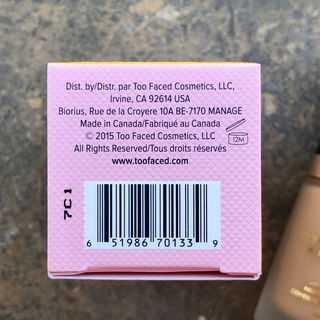 Born This Way - Undetectable Medium To Full Coverage Foundation - Too Faced