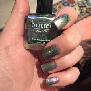 3 Free Nail Lacquer-Vernis - butter London