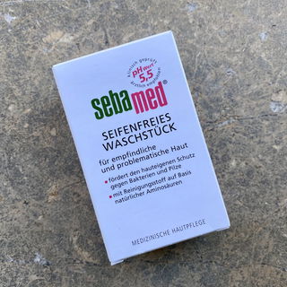 Seifenfreies Waschstück von Sebamed