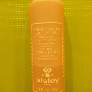 Lotion Tonique aux Fleurs sans alcool peaux seches et sensibles von Sisley