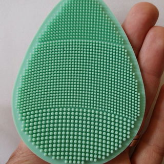 Gesichtspeeling + Massagepad - ebelin