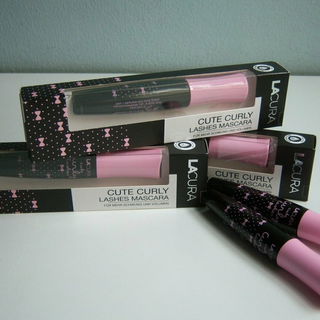 Cute Curly Lashes Mascara von Lacura