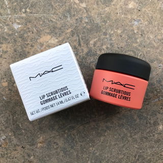 Lip Scrubtious - M·A·C