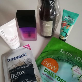 Namaste Beauty (Januar 2018) von Glossybox