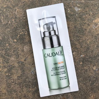 Vine[Activ] - Sérum Anti-rides Activateur d'Éclat - Glow Activating Anti-Wrinkle Serum - Caudalie