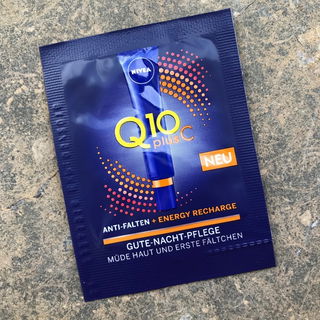 Q10 plus C - Anti-Falten + Energy-Recharge Gute-Nacht-Pflege - Nivea