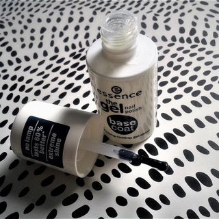 the gel nail polish base coat - essence