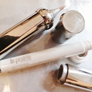 Light Fantastic Cellular Concealing - Brightening Eye Treatment von La Prairie
