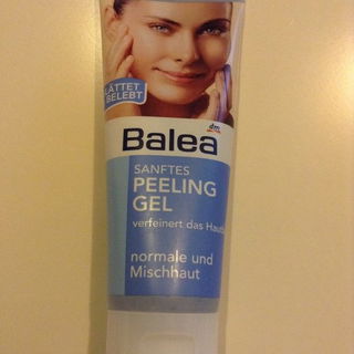 Sanftes Peeling Gel normale und Mischhaut von Balea