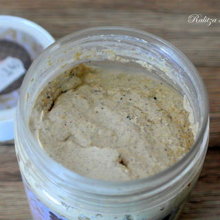 Rice Bran Face Peeling von Hristina