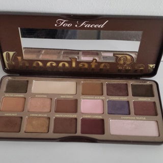 Chocolate Bar Eye Shadow Palette von Too Faced