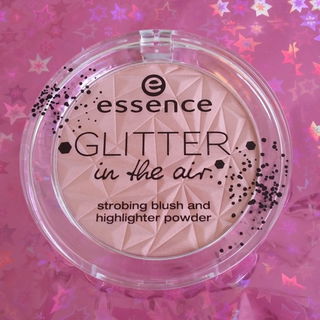 Glitter in the air - strobing blush and highlighter powder - essence