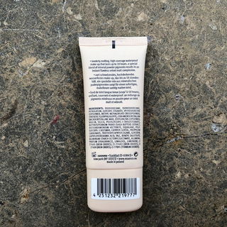 Instant Matt - Make-up - essence