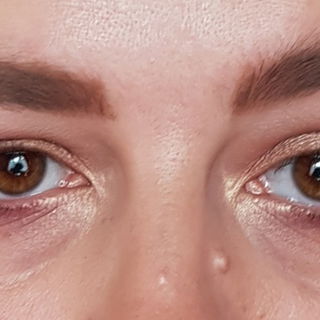 Bei wenig Licht sind die Lilas fast neutral