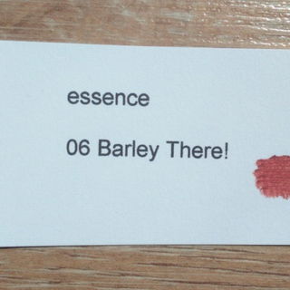 Longlasting Lipstick - essence