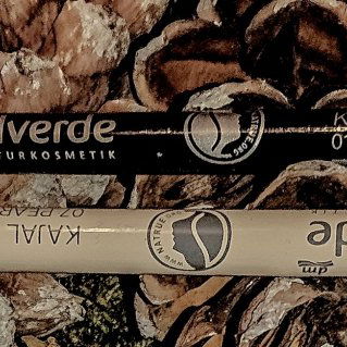 Schwarz u. Pearly White