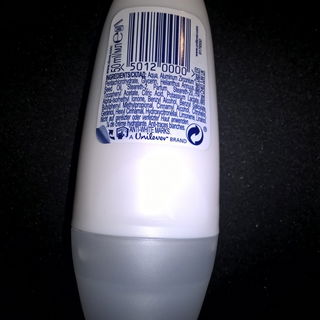 Invisible Dry Anti-Transpirant Roll-On von Dove