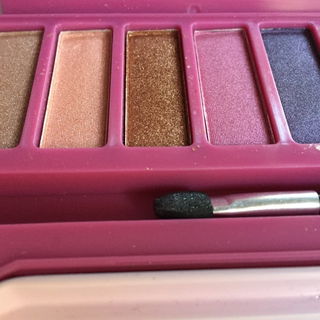 Stellar Eyes Eyeshadow Collection - Style Essentials