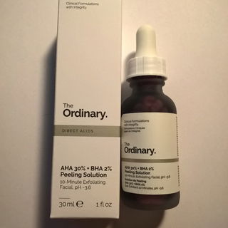 AHA 30% + BHA 2% Peeling Solution von The Ordinary.