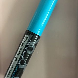 all eyes on me - waterproof multi-effect mascara von essence